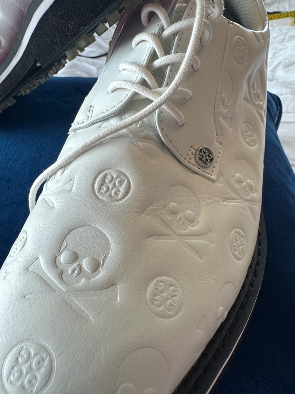 G/FORE White Embossed Skull Athletic Dress Shoes !!!read remarks!!! - Picture 4 of 8